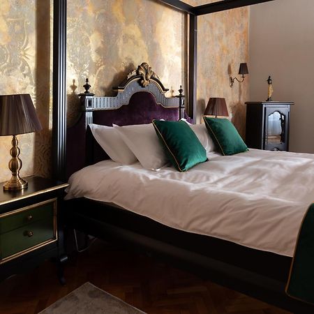 Magister Seven Bed and Breakfast Sibiu Buitenkant foto
