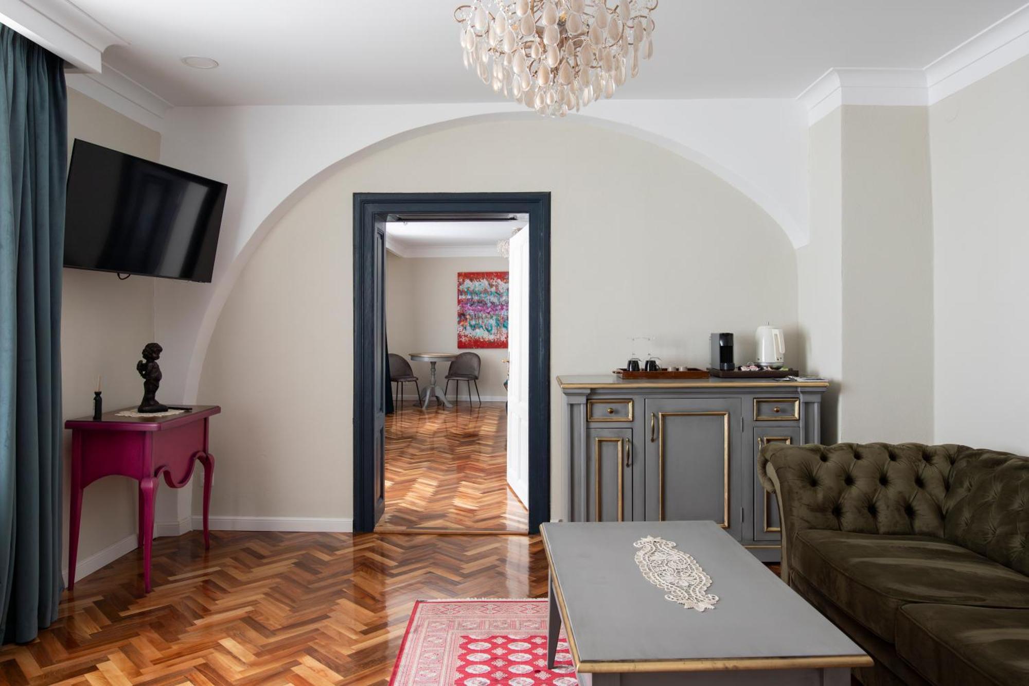 Magister Seven Bed and Breakfast Sibiu Buitenkant foto