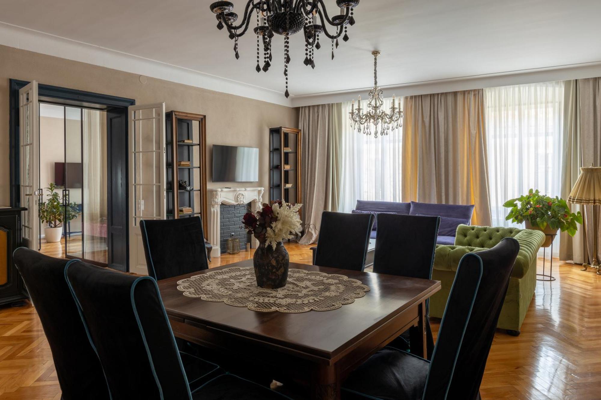Magister Seven Bed and Breakfast Sibiu Buitenkant foto