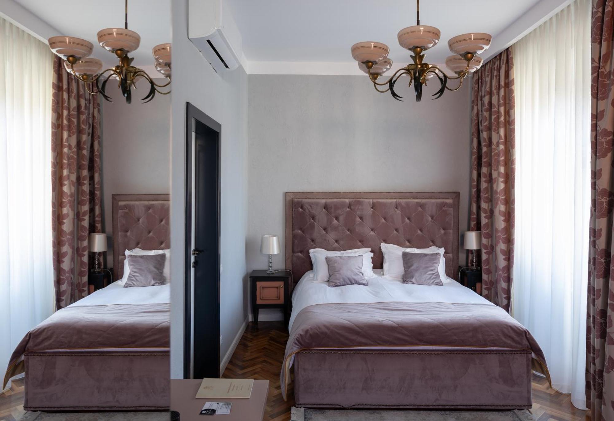 Magister Seven Bed and Breakfast Sibiu Buitenkant foto