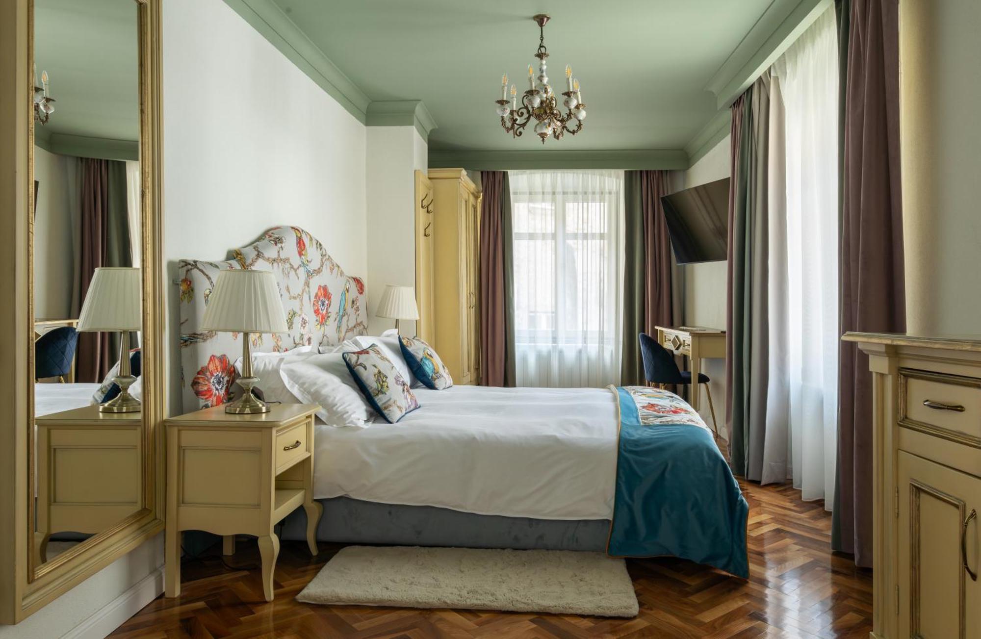 Magister Seven Bed and Breakfast Sibiu Buitenkant foto